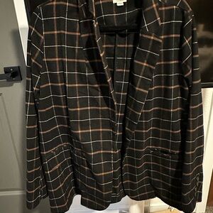 EUC: a.n.a Checkered Black and Brown Blazer Size L!